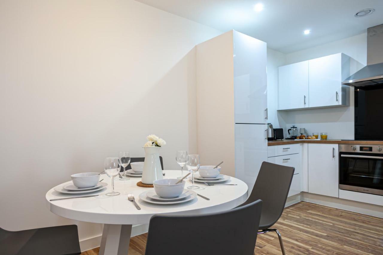 X1 Apartments Salford Quays Exteriör bild
